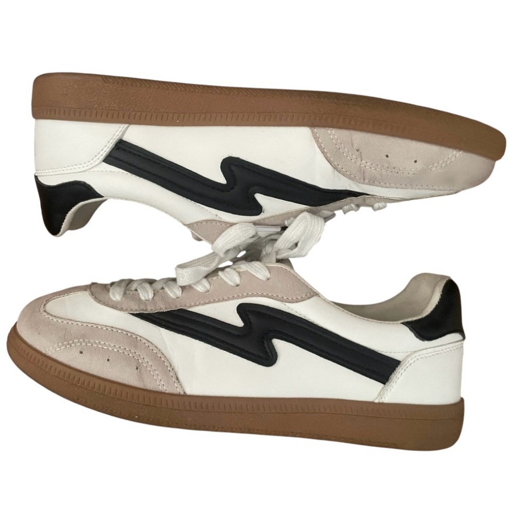 Madden Girl Sneaker